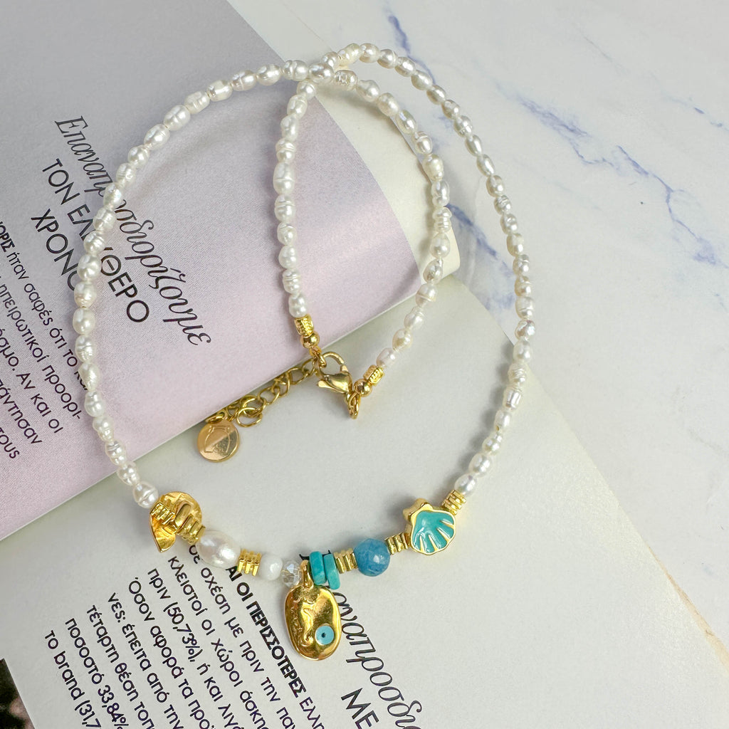 Κολιέ με Μαργαριτάρια, Τυρκουάζ Χάντρες και Χρυσά Θαλασσινά Charms