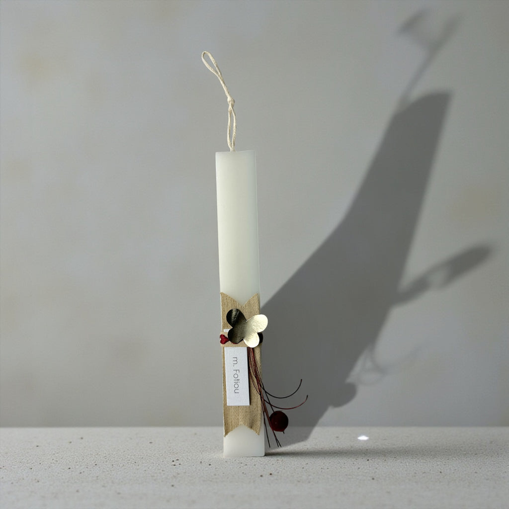 Λαμπάδα με Πεταλούδα & Κόκκινες Λεπτομέρειες