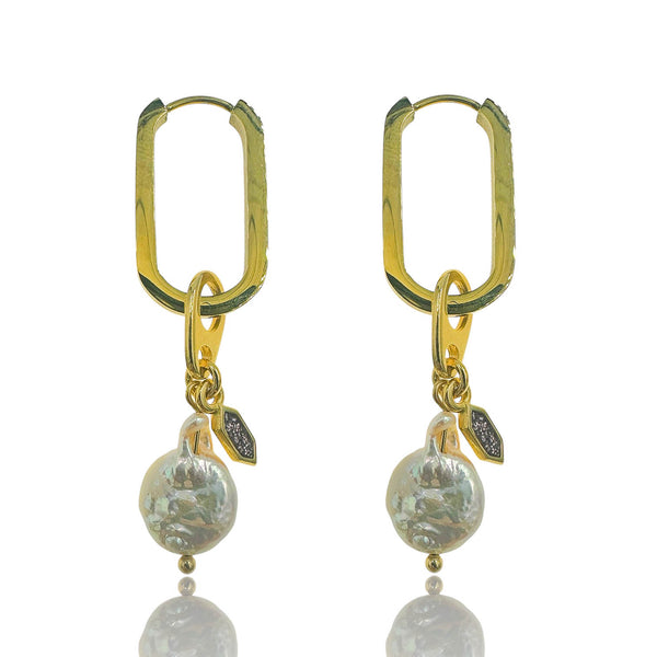 Baroque Glow – Σκουλαρίκια με Μαργαριτάρι Baroque & Ροζ Glitter Λεπτομέρεια