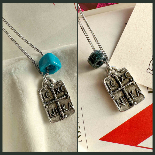 Κολιέ ασημί ταυτότητα ''ΙCΧC ΝIΚA'' με περαστή πέτρα