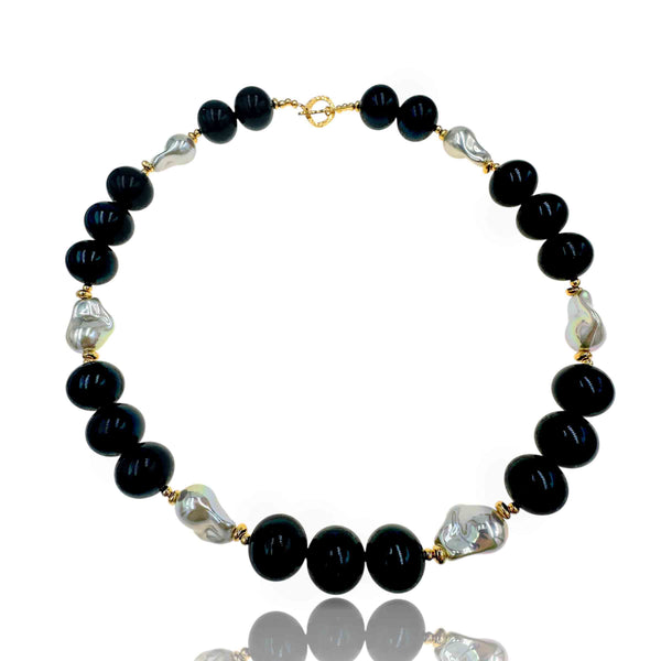 Κολιέ με Μαύρες Χάντρες, Ανόμοιες Πέρλες & Επίχρυσα Στοιχεία