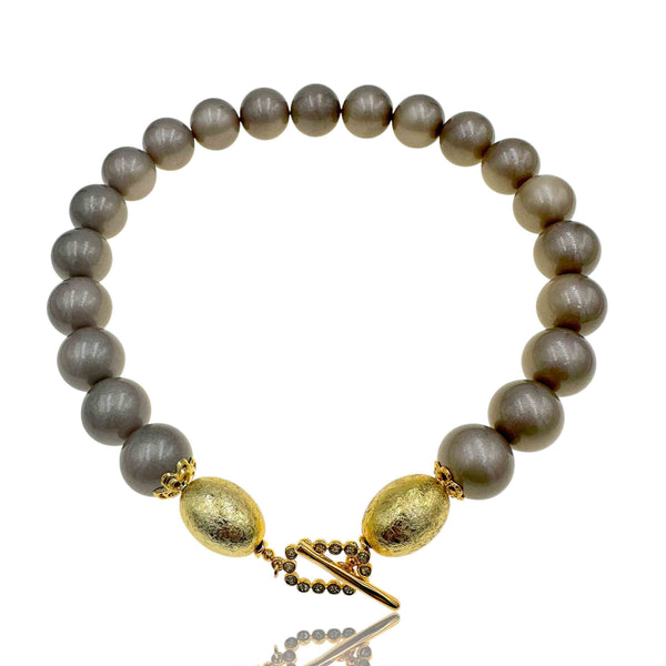 Κολιέ με Elephant Περλέ Χάντρες και Χρυσό Κούμπωμα