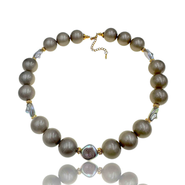 Κολιέ με Elephant Χάντρες και Ανόμοιου Σχήματος Πέρλες