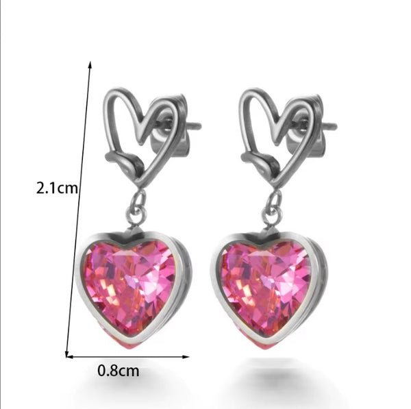 Ασημί Σκουλαρίκια Καρδιά με Ροζ Ζιργκόν & Σχέδιο Love