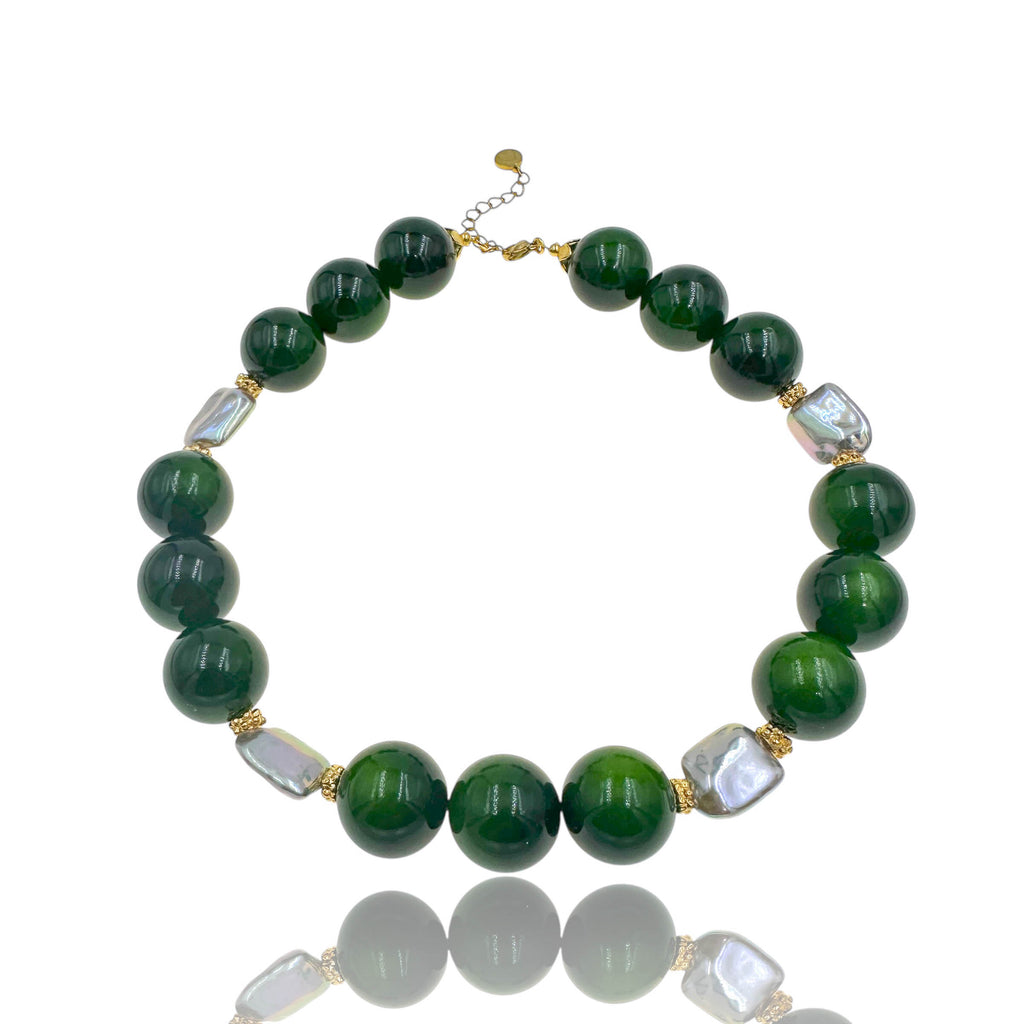 Κολιέ με Πράσινες Πέρλες και Λευκές – Emerald Grace Necklace