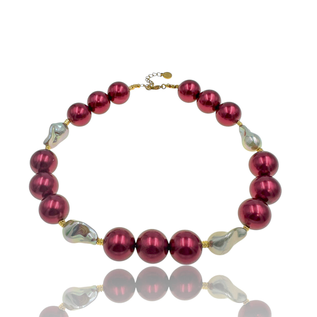 Κολιέ με Κόκκινες Πέρλες και Λευκές Baroque – Ruby Glow Necklace