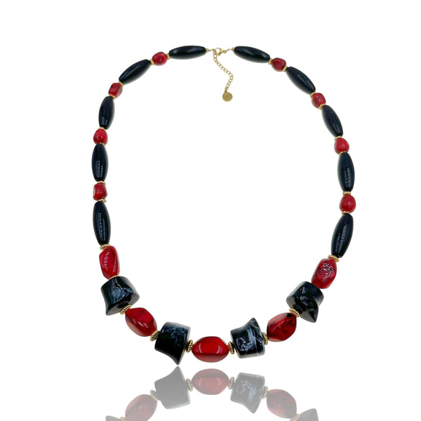 Statement Κολιέ με Μαύρες & Κόκκινες Χάντρες και Χρυσές Λεπτομέρειες