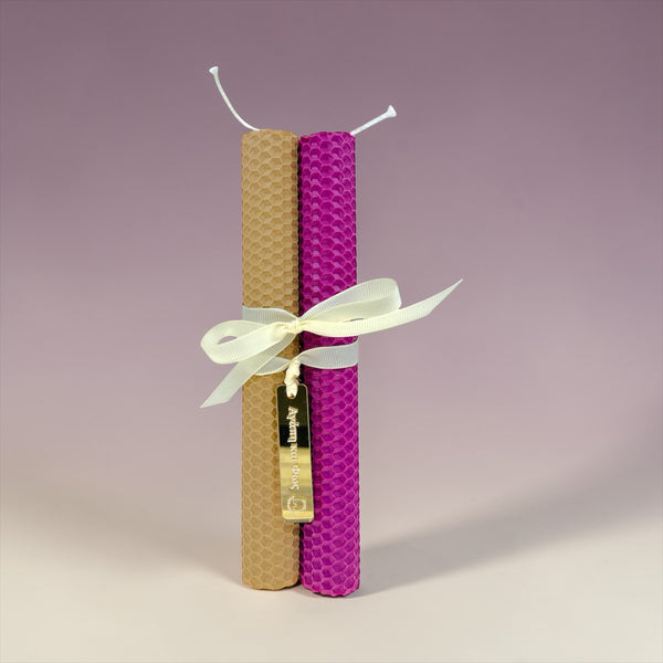 Σετ Πασχαλινές Λαμπάδες από Φυσική Κηρήθρα Μέλισσας σε Μπεζ & Μωβ Απόχρωση για Ζευγάρι με ευχή «Αγάπη & Φως»