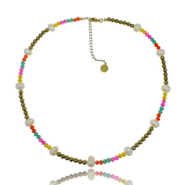 Κολιέ από πολύχρωμες χάντρες και μαργαριτάρια