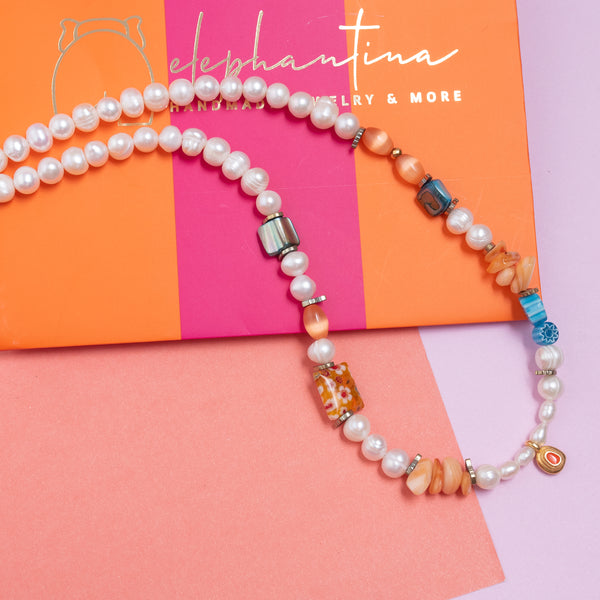 Κολιέ με μαργαριτάρια και ημιπολύτιμες πέτρες