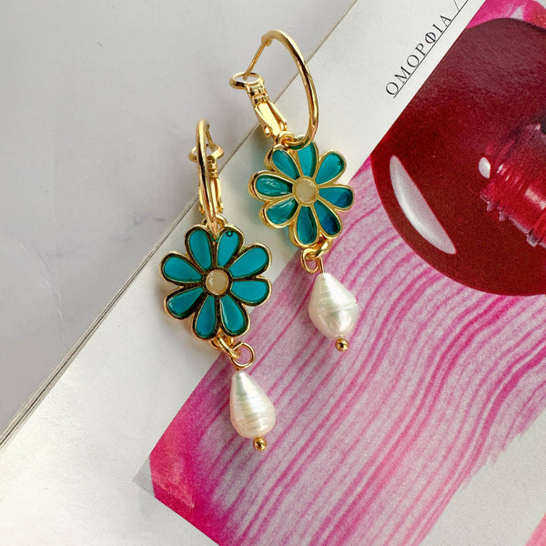 Σκουλαρίκια Μαργαρίτα με μαργαριτάρι