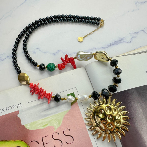 Μακρύ Κολιέ με Ήλιο-Φεγγάρι, Κοράλλια, Μαργαριτάρια & Χάντρες