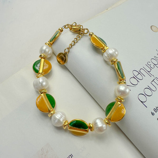 Βραχιόλι με Μαργαριτάρια & Δίχρωμες Χάντρες Σμάλτου κι Επίχρυσες Λεπτομέρειες