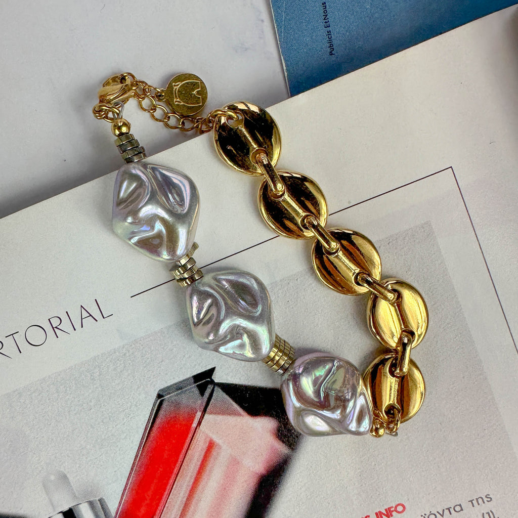 Ασύμμετρο Βραχιόλι με Πέρλες Ανομοιόμορφου Μεγέθους & Ατσάλινη Αλυσίδα