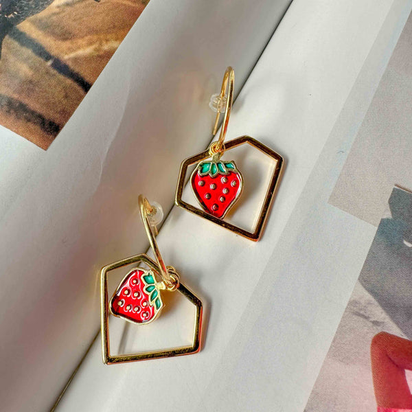 Σκουλαρίκια κρεμαστά Strawberry Love