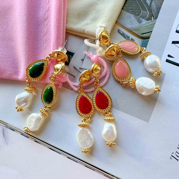 Σκουλαρίκια κρίκοι με μαργαριτάρια και στοιχείο με πράσινο σμάλτο