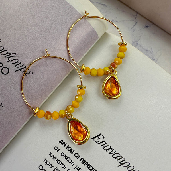 Χρυσά Σκουλαρίκια Κρίκοι με Σταγόνα και Κρύσταλλα – Elegant & Fresh Design