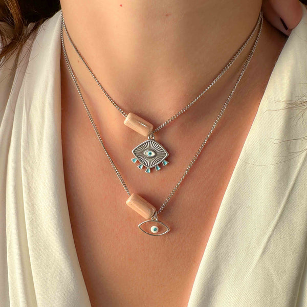 Κολιέ αλυσίδα με ροδακινί κύλινδρο και ματάκι/Ασημί