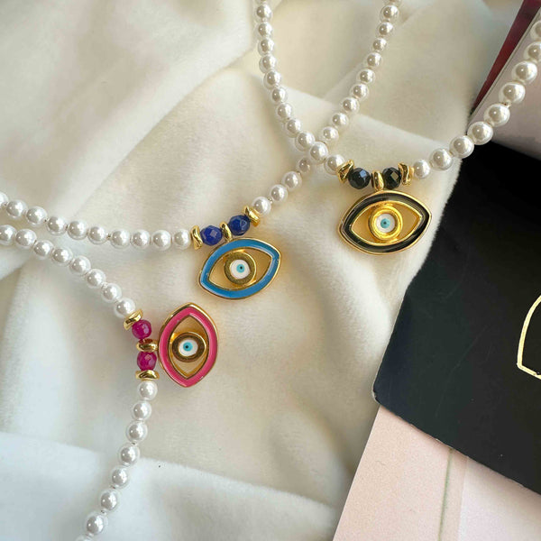 Κολιέ με πέρλες και ματάκι με σμάλτο