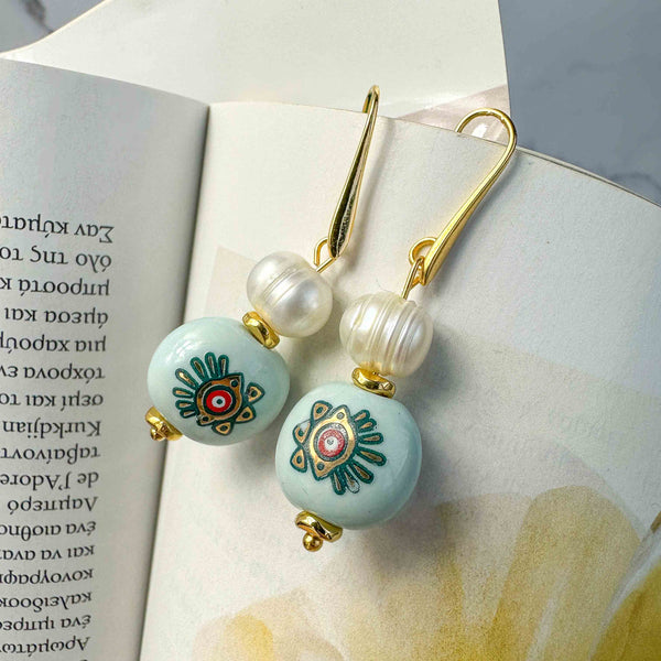 Σκουλαρίκια με μαργαριτάρια και μπλε πέτρες