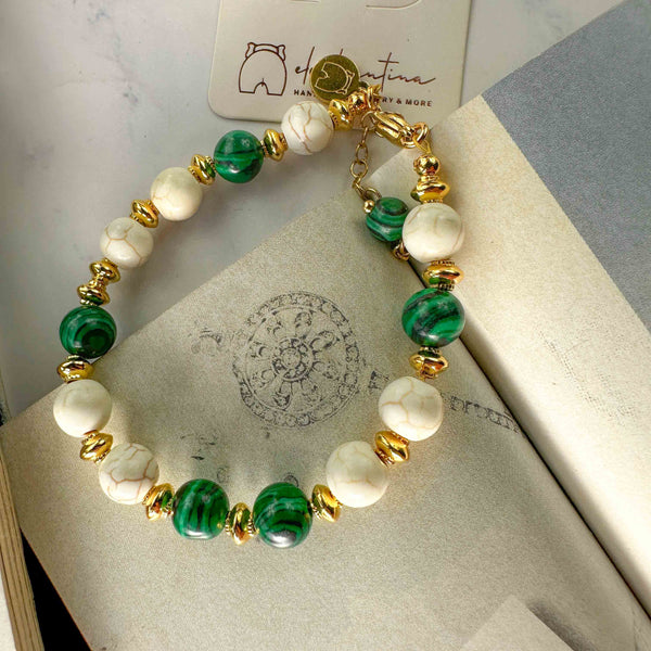 Βραχιόλι με λευκό χαολίτη και μαλαχίτη