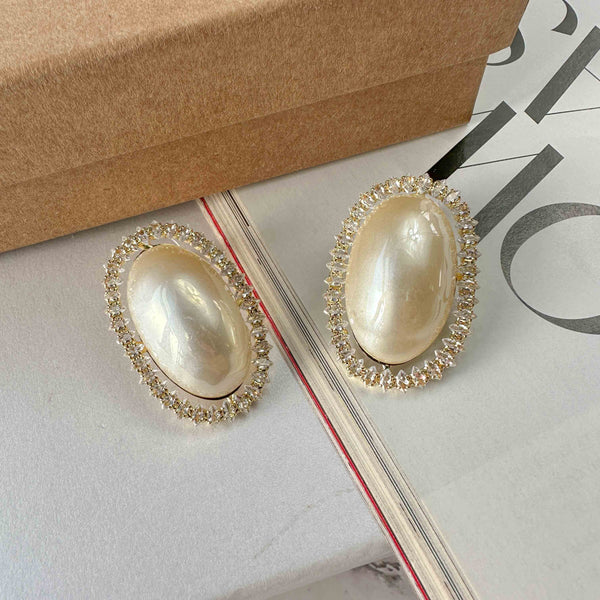Σκουλαρίκια Οβάλ με Πέρλα και Αστραφτερά Κρύσταλλα σε Χρυσό τόνο