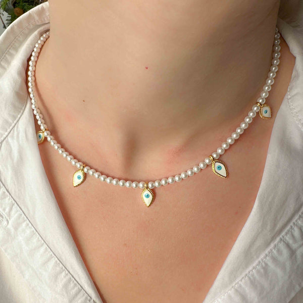 Κολιέ με πέρλες και ματάκια με λευκό σμάλτο 24K