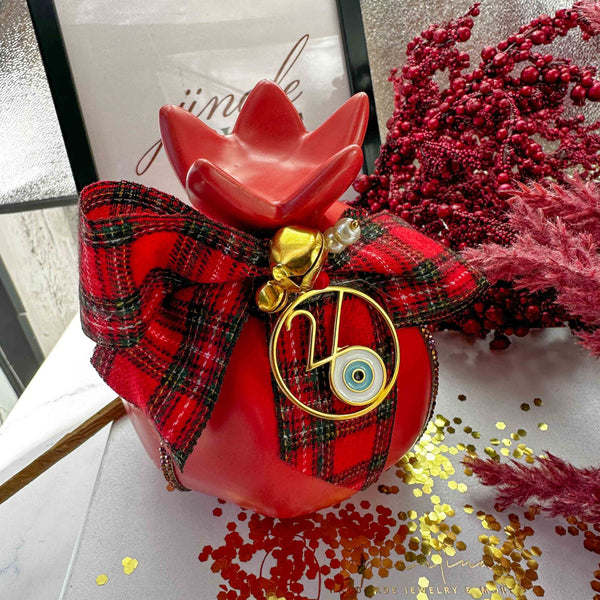 Επιτραπέζιο Γούρι 2026 Κόκκινο Ρόδι με Καρώ Φιόγκο (11x12)