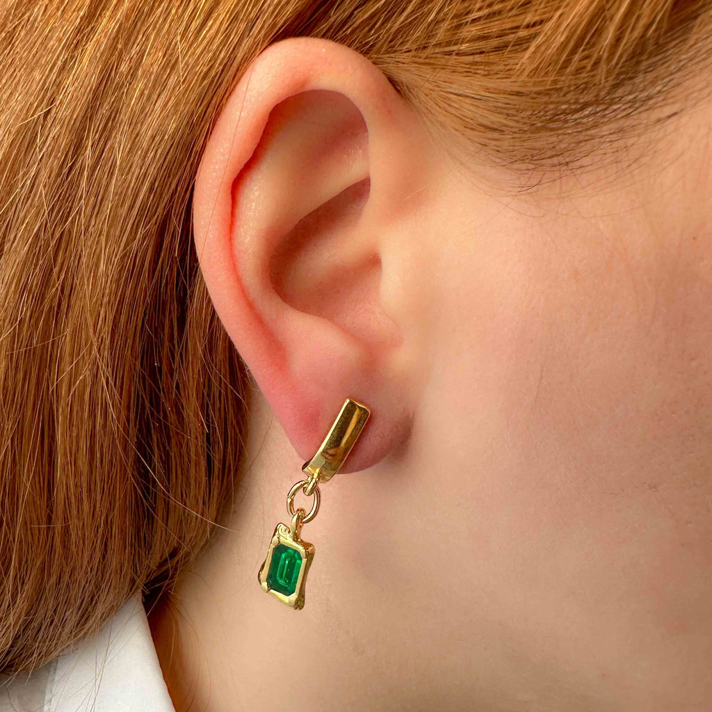 Σκουλαρίκια Minimal με Πράσινο Σμάλτο