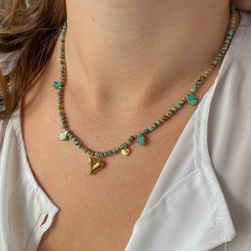 Κολιέ με Πράσινους Αχάτες & Χρυσή Καρδιά