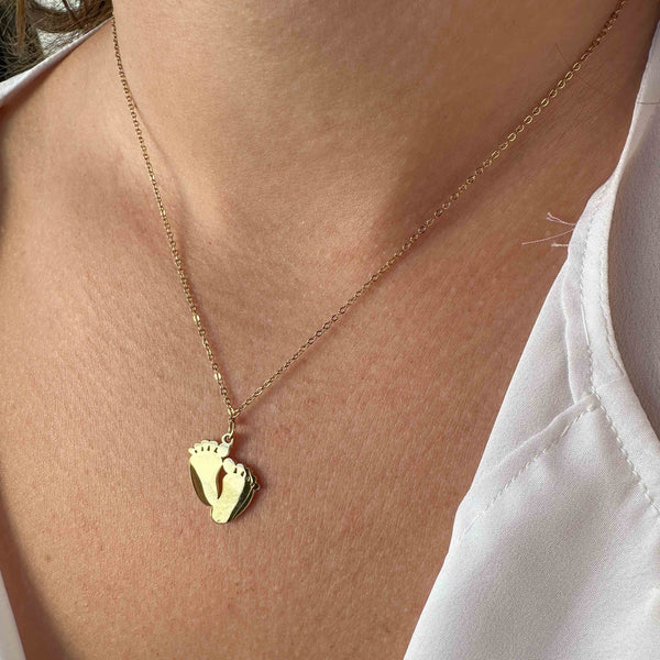 Ατσάλινο Κολιέ με Μενταγιόν Πατουσάκια Μωρού