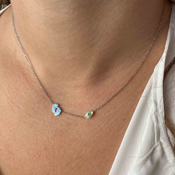 Ατσάλινο Κολιέ με Μενταγιόν Πατουσάκια & Ματάκι