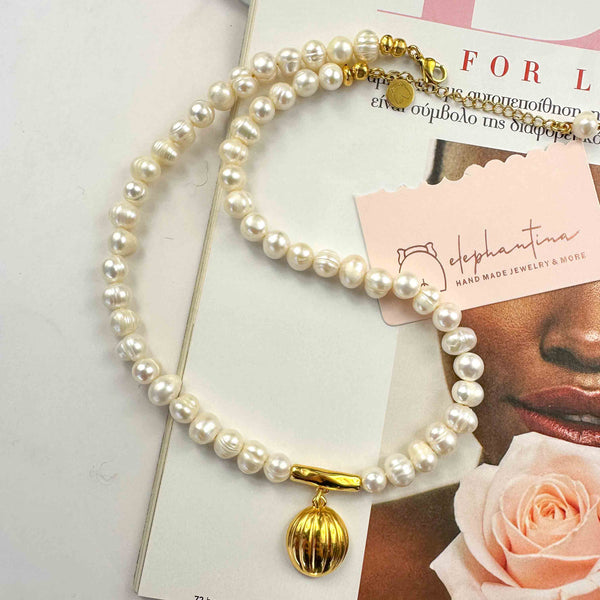 Κολιέ με Μαργαριτάρια Καλλιέργειας και Επιχρυσωμένο Ορειχάλκινο Στοιχείο Balloon