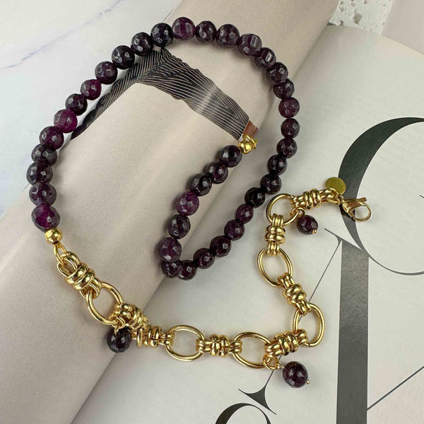 Κολιέ με αχάτες σε μωβ σκούρο κι αλυσίδα από ατσάλι