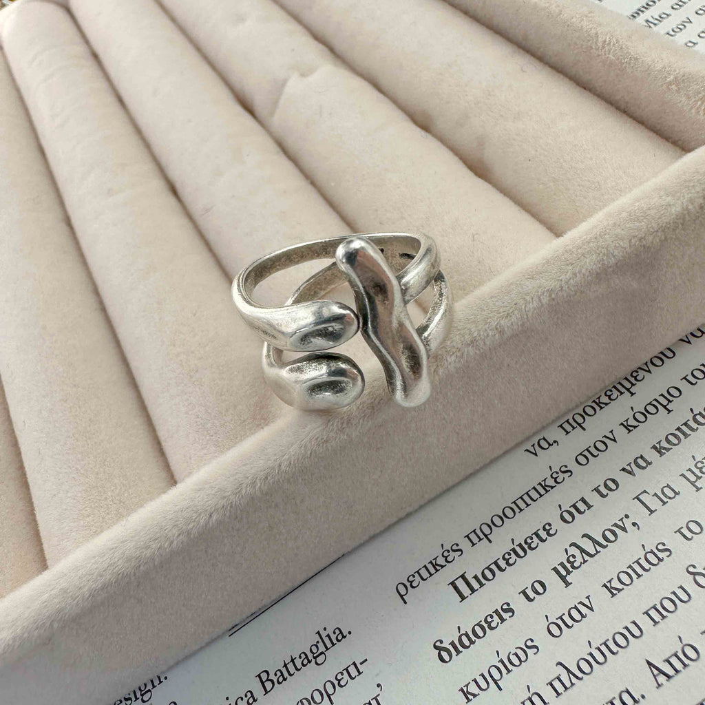 Ασημί Δαχτυλίδι με abstract Σχέδιο