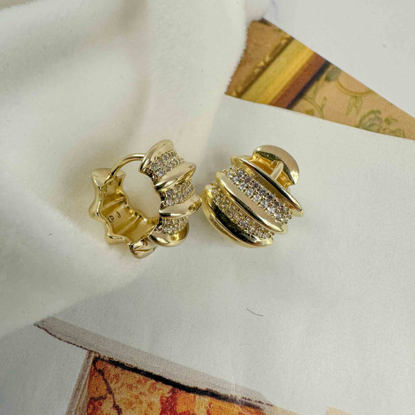 Σκουλαρίκια Επιχρυσωμένα Με Ζιργκόν Τριπλή Γραμμή