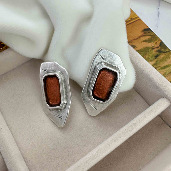 Σκουλαρίκια Ασημί Με Γεωμετρικό Σχέδιο και Καφέ Σμάλτο