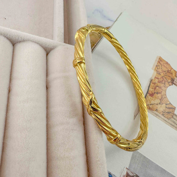 Σφυρήλατη Επίχρυση Χειροπέδα με Στριφτό Σχέδιο