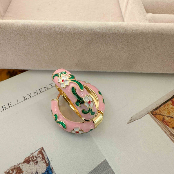 Σκουλαρίκια Κρίκοι Με Σμάλτο & Ανάγλυφα Λουλούδια