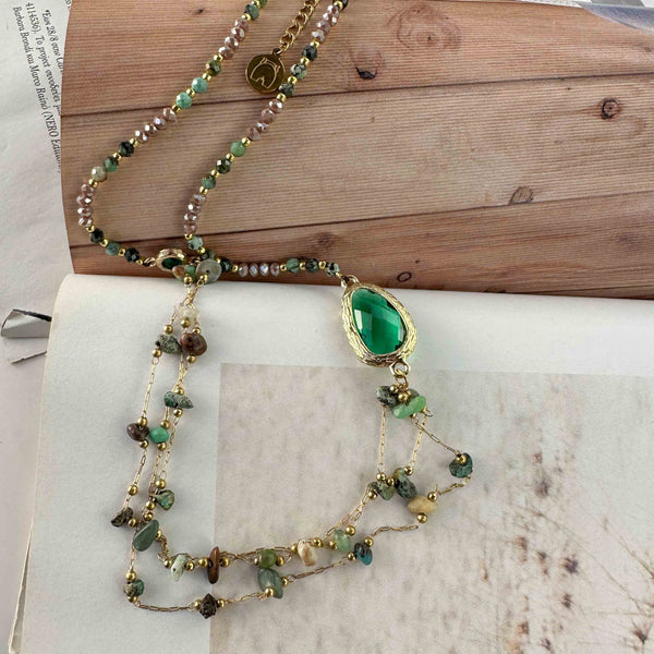 Πολυεπίπεδο Κολιέ με Πράσινες Ημιπολύτιμες Πέτρες & Ατσάλινη Αλυσίδα