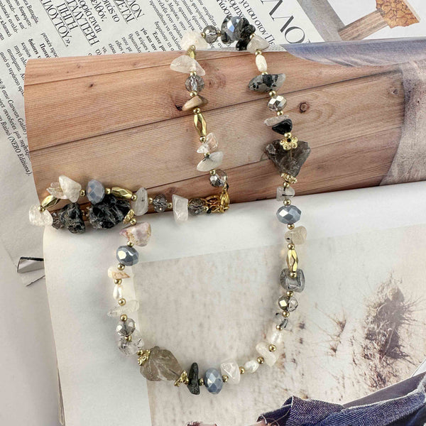 Χειροποίητο Κολιέ με Ημιπολύτιμες Πέτρες & Μαργαριτάρια