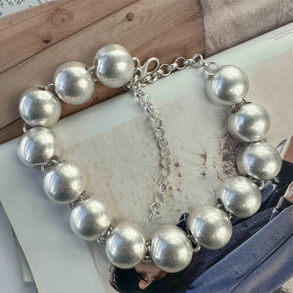 Statement Κολιέ με Μεγάλες Χάντρες από Επαργυρωμένο Ορείχαλκο