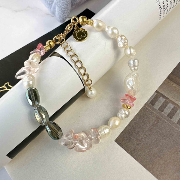 Βραχιόλι με γκρι κρύσταλλα και μαργαριτάρια καλλιέργειας