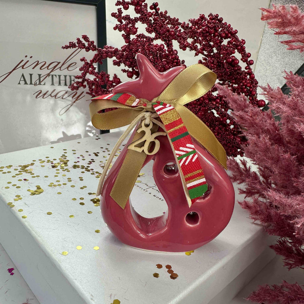 Κεραμικό Γούρι Ρόδι 2026 – Ροζ με Κορδέλες