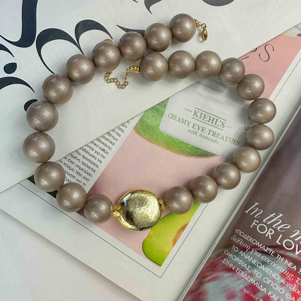 Κολιέ με Elephant Χάντρες και Κεντρική Foil Χάντρα