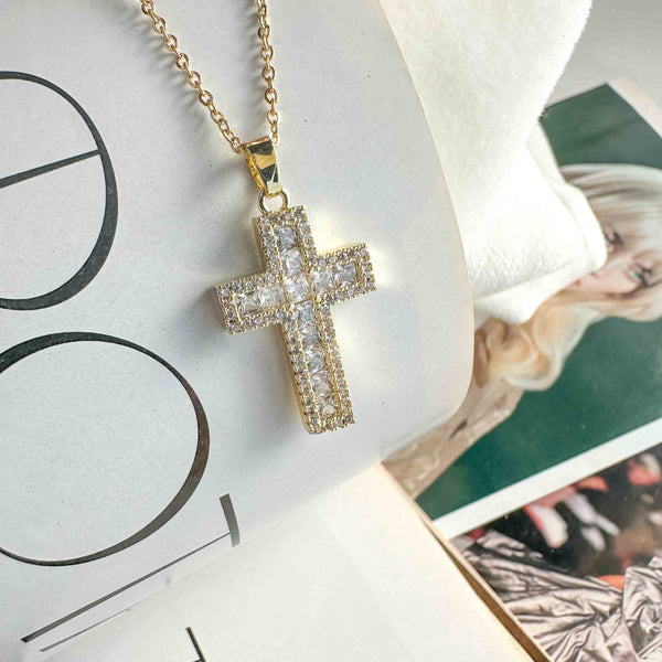 Ατσάλινη Αλυσίδα με Σταυρό και Λευκά Ζιργκόν & Κρύσταλλα