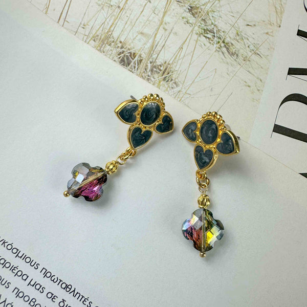 Χειροποίητα Σκουλαρίκια Καρδιά με Κρύσταλλο και Επίχρυση Βάση Με Σμάλτο