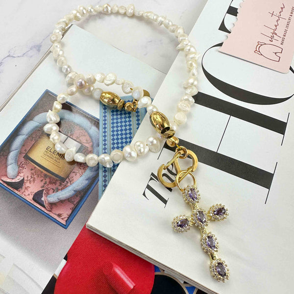 Χειροποίητο κολιέ Μαργαριτάρια Καλλιέργειας και Σταυρός Με Κρύσταλλα Μωβ Λιλά