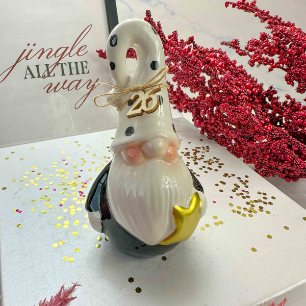 Γούρι 2026 Κεραμικός Νάνος με Χρυσό Αστέρι