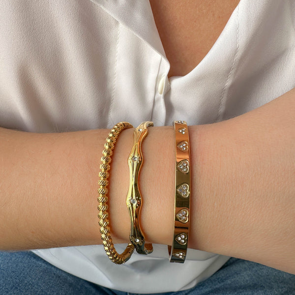 Ατσάλινο Βραχιόλι Χρυσού Χρώματος με Ανάγλυφες Χάντρες – Κομψό & Διαχρονικό